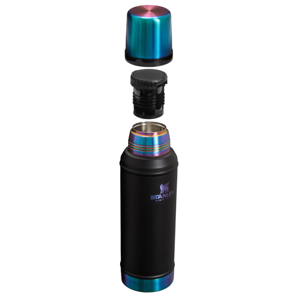 The Black Chroma Classic Legendary Bottle | 1.0 QT - Image 3